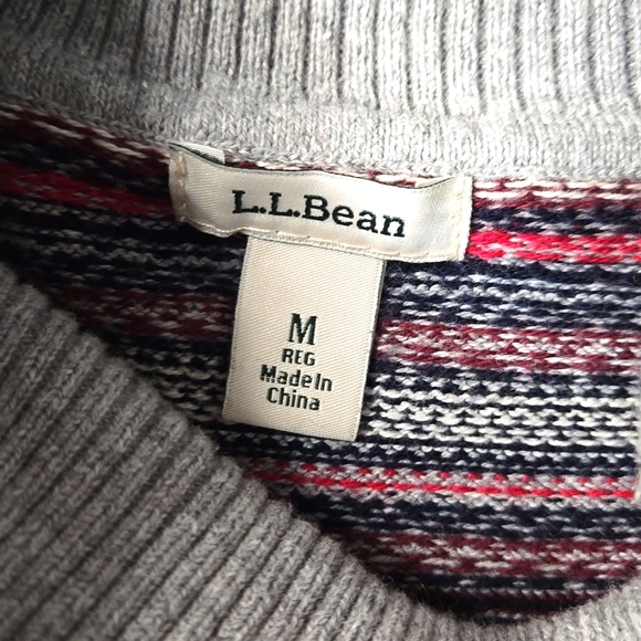 L.L.Bean signature Sweater. Women's Medium. Grey, pink stripped. Size M - Picture 6 of 9
